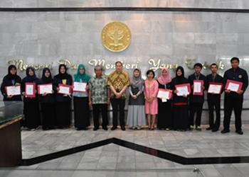 Marga Pembangunan Jaya - Penyerahan Beasiswa CSR kepada Mahasiswa Institut Pertanian Bogor 