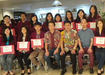 Marga Pembangunan Jaya - Penyerahan Beasiswa CSR kepada Mahasiswa Universitas Ciputra